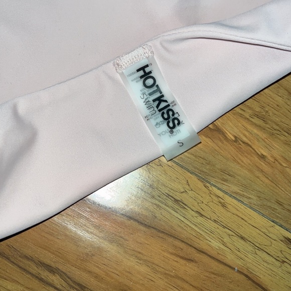 2 piece bathing suit. High waisted - Picture 3 of 3